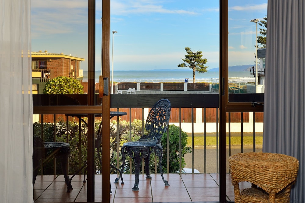 Waikanae Beach Motel 57/76