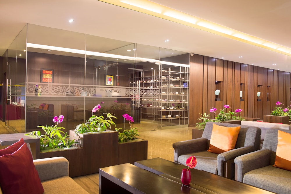 Hotel Santika Premiere Dyandra Medan 23/31