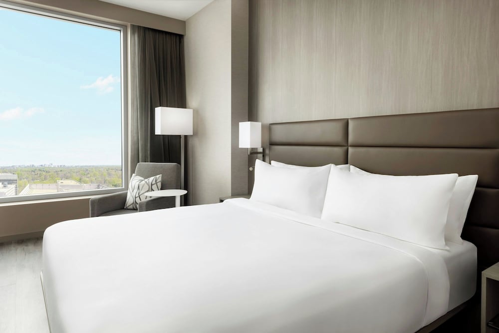 AC Hotel by Marriott Bethesda Downtown 13/49