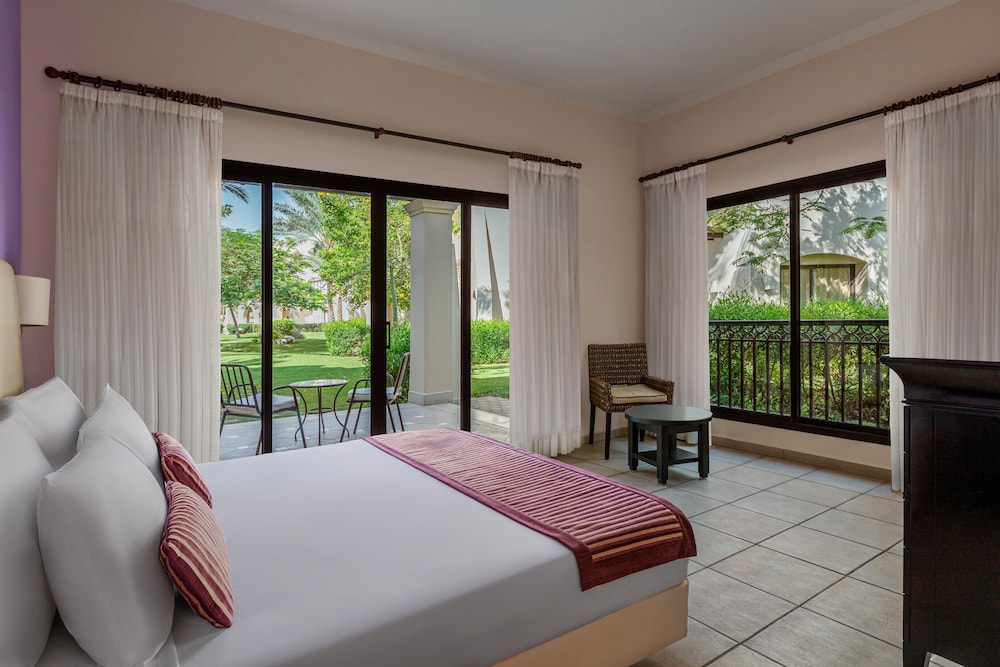 جناح بسريرين كوين بـ3 غرف نوم، JAZ Neo Saraya Palms 3/9