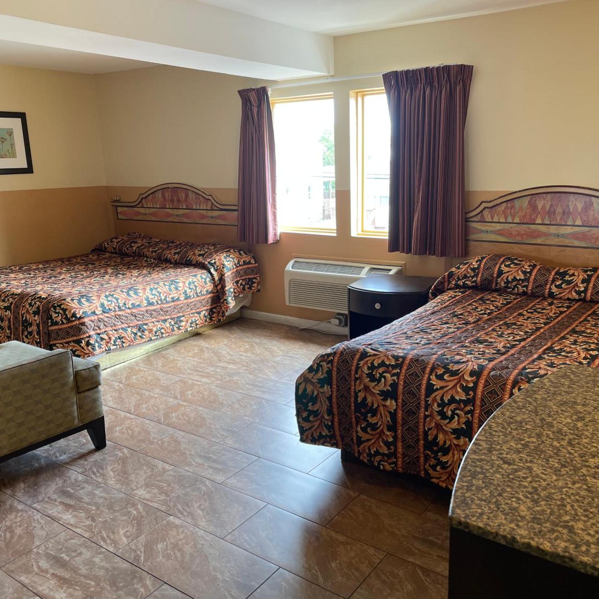 Room, King and Queen Bed
