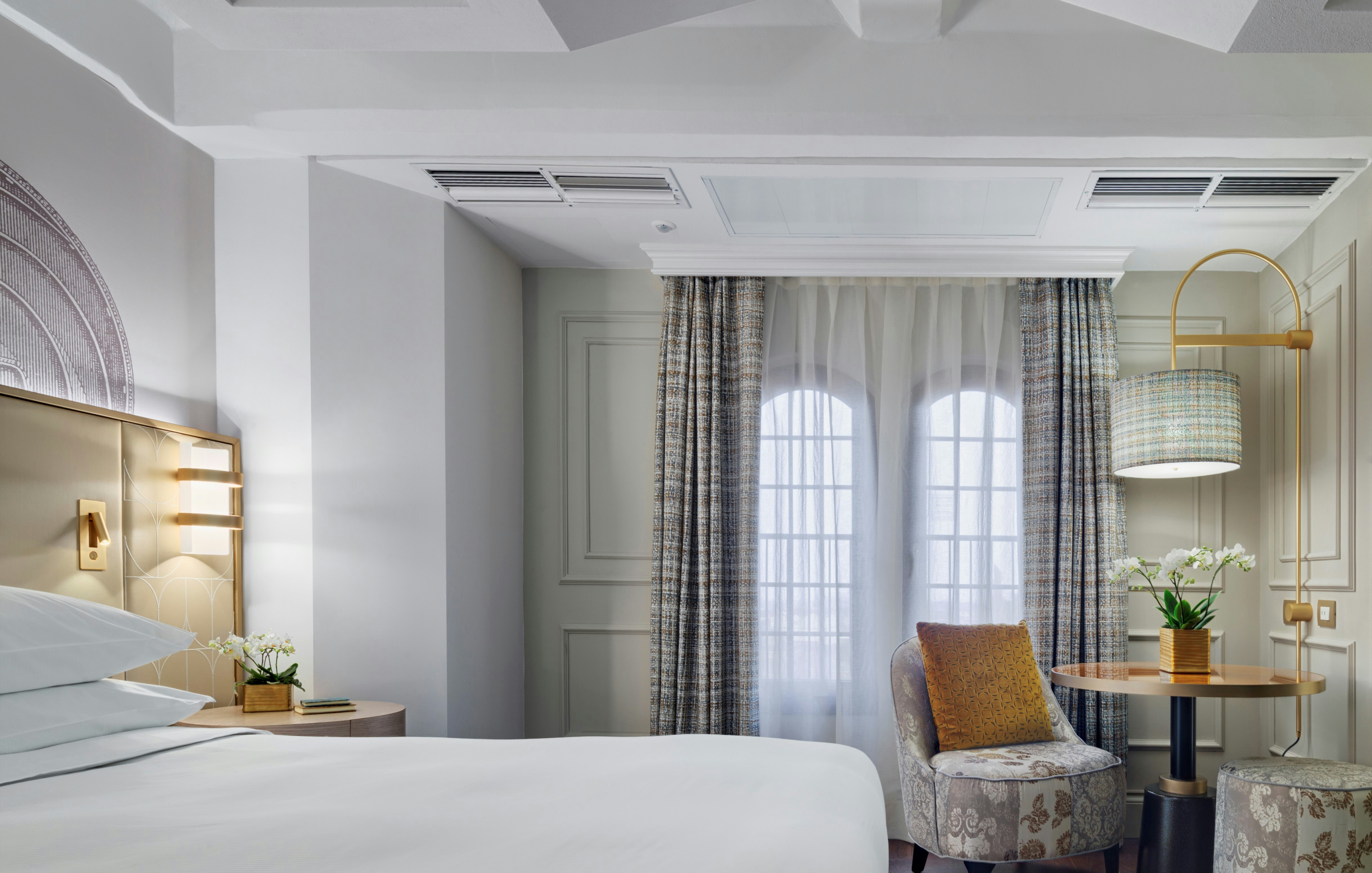 Molino, Deluxe, Twin Beds