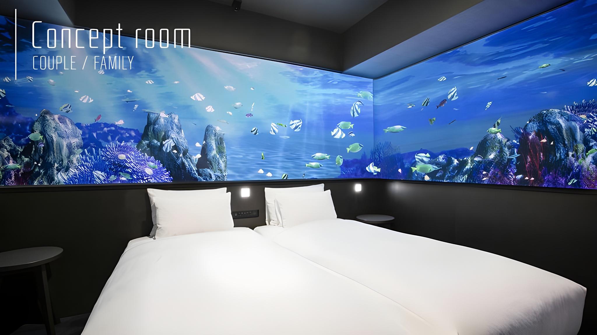 Hollywood, Twin Beds, Ocean View
