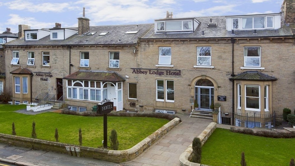 The Abbey Lodge Hotel 17/20