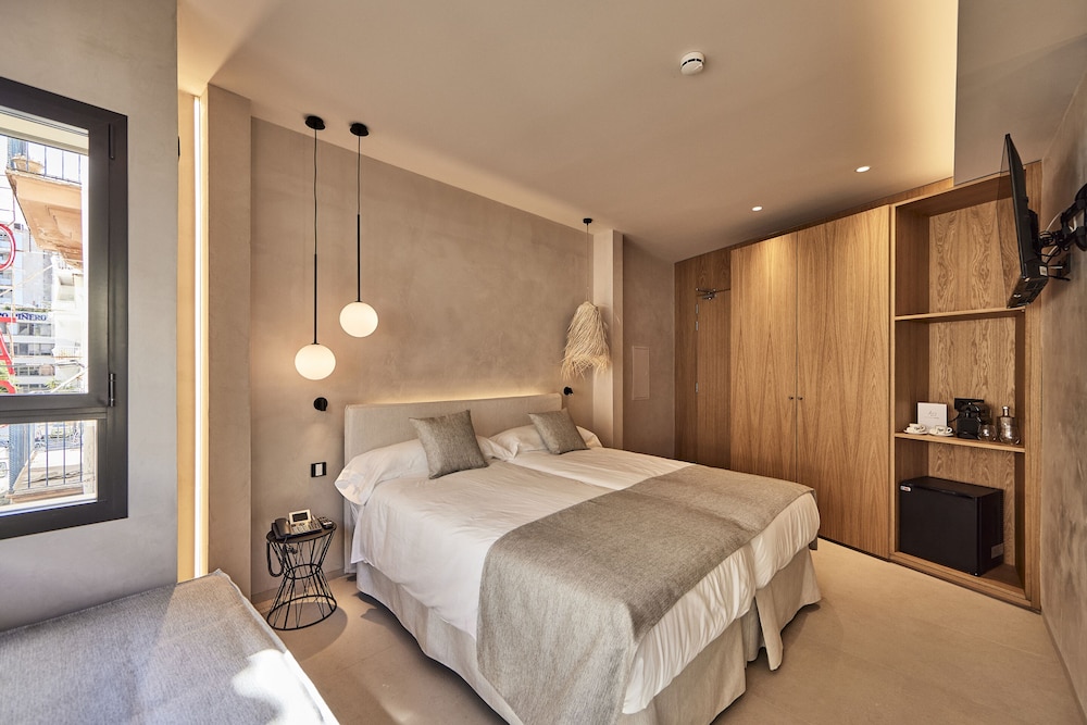 Joe S Gomila Boutique Hotel 40/72