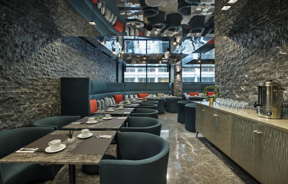 Odyssee Boutique Hotel Casablanca 35/41