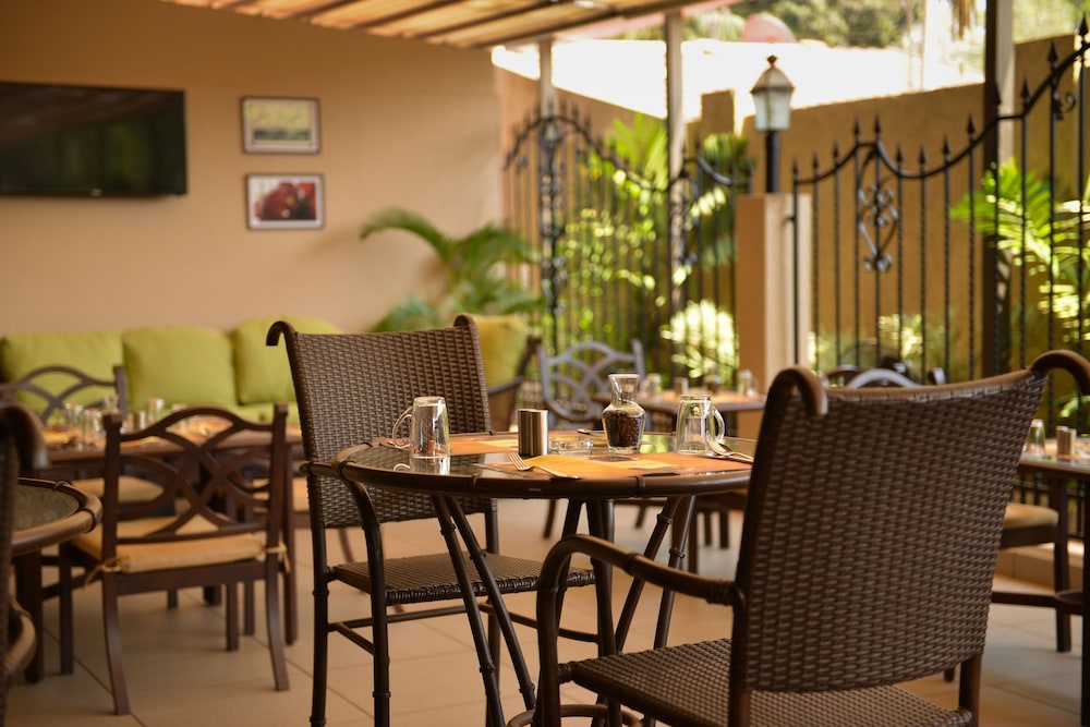 The Acacia Hotel Spa Goa 39/50