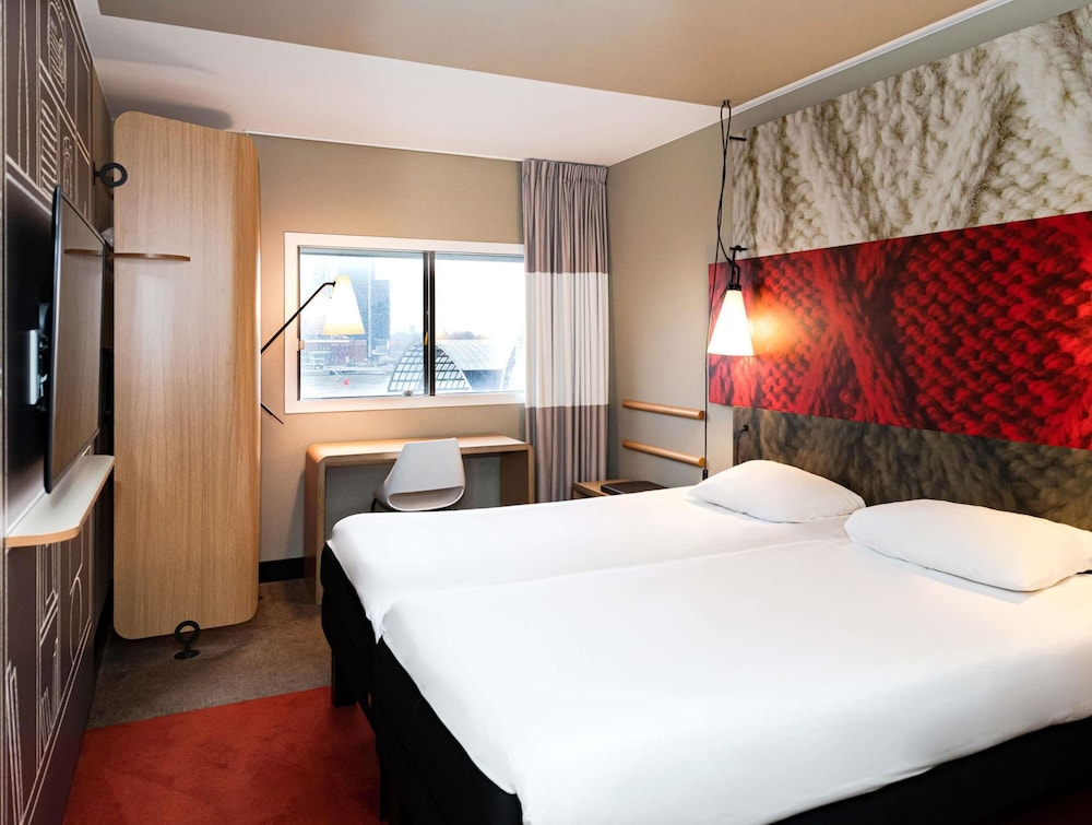 Ibis Amsterdam Centre Hotel 34/73