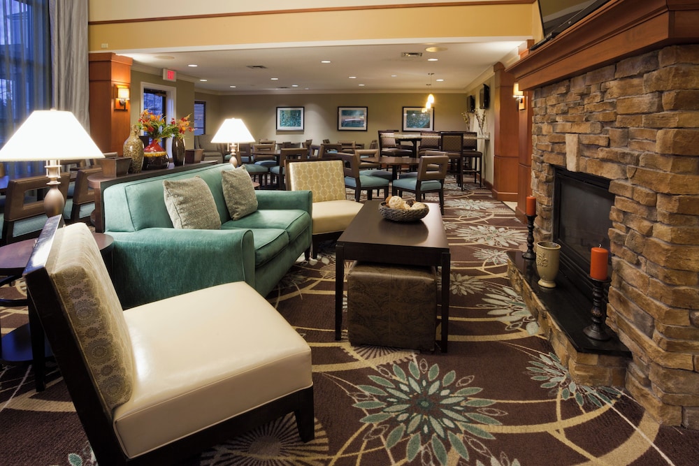 Candlewood Suites Eagan Arpt South - Mall Area, an IHG Hotel 50/68