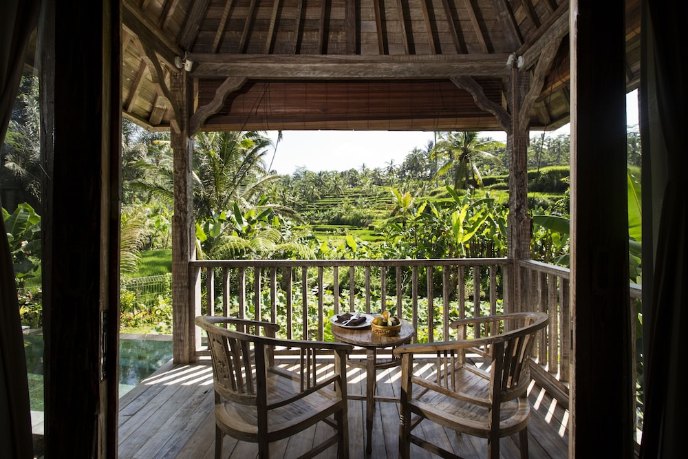 PONDOK SEBATU VILLA 48/73