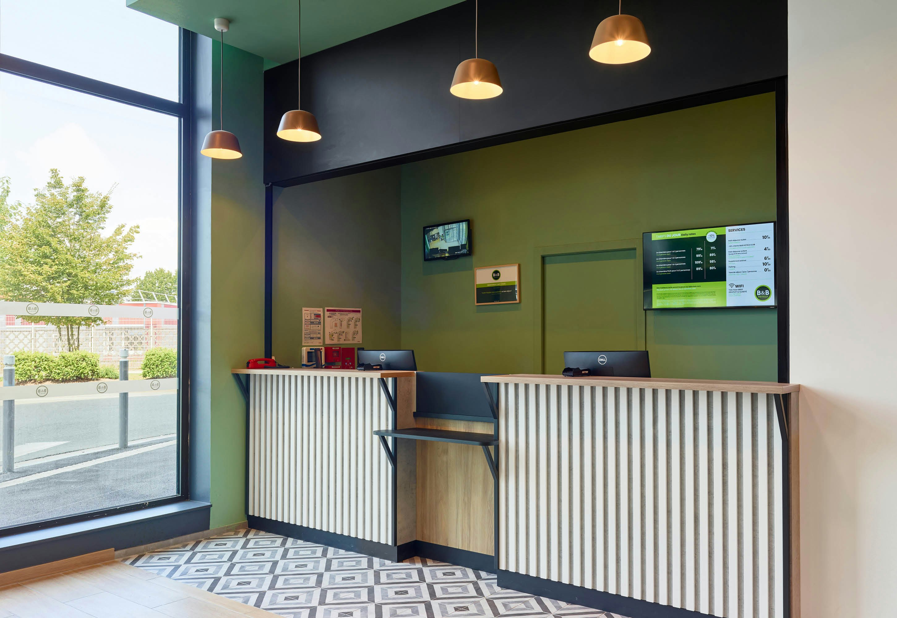 B&B HOTEL Paris Clichy-sous-Bois 7/28
