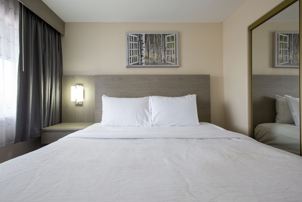 Hotel Aspen Flagstaff Grand Canyon Formerly Aspen Innsuites Flagstaff 24/60
