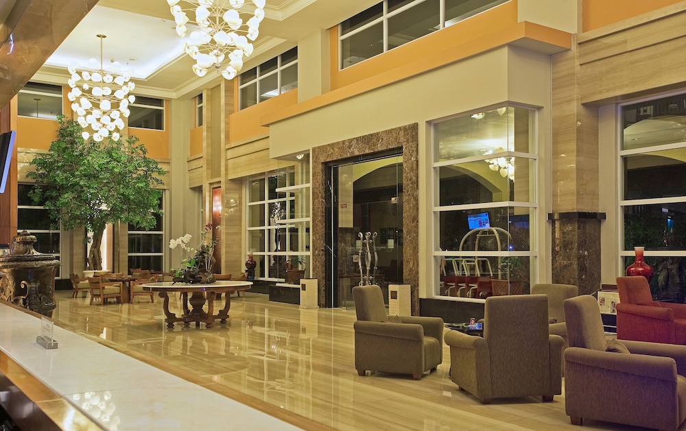 NOVOTEL SEMARANG 50/76