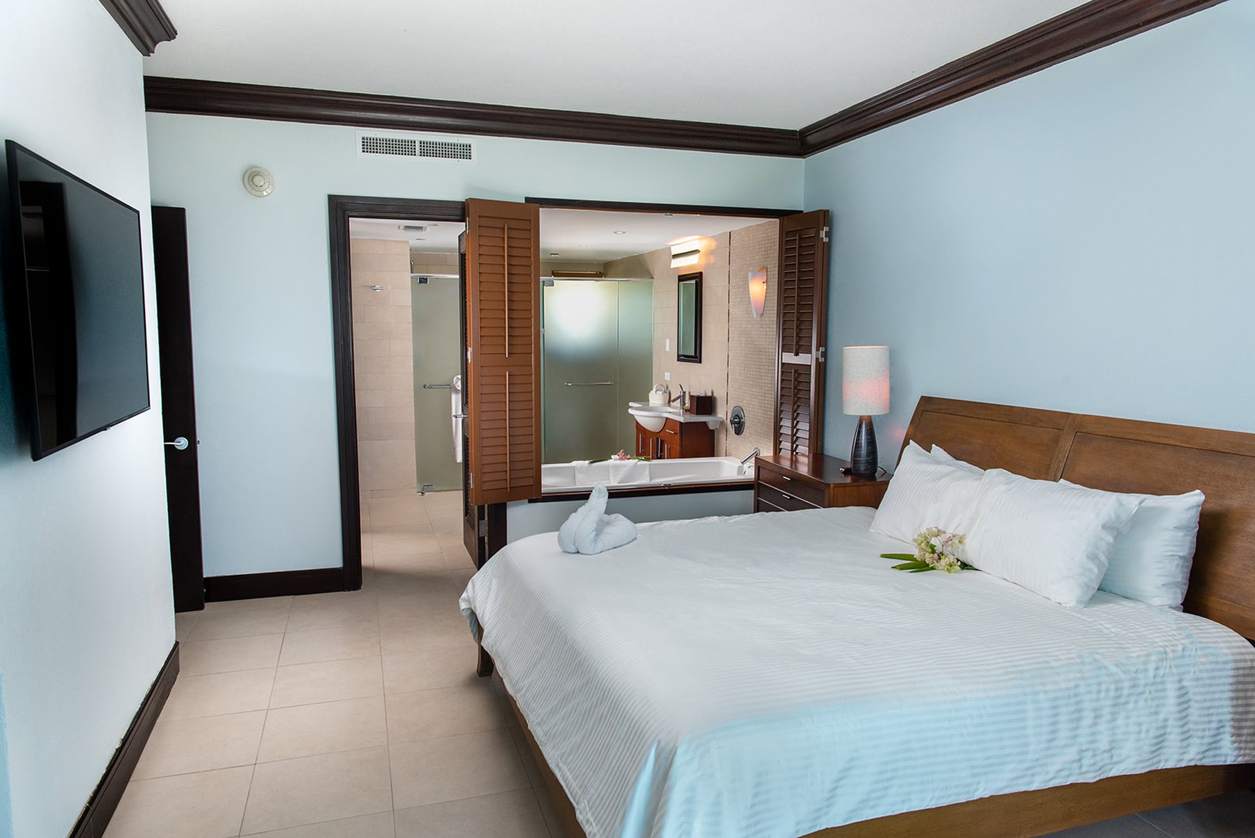 Abaco Beach Resort At Boat Harbor 21/100