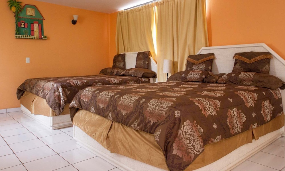 Habitation Hatt Hotel 13/36