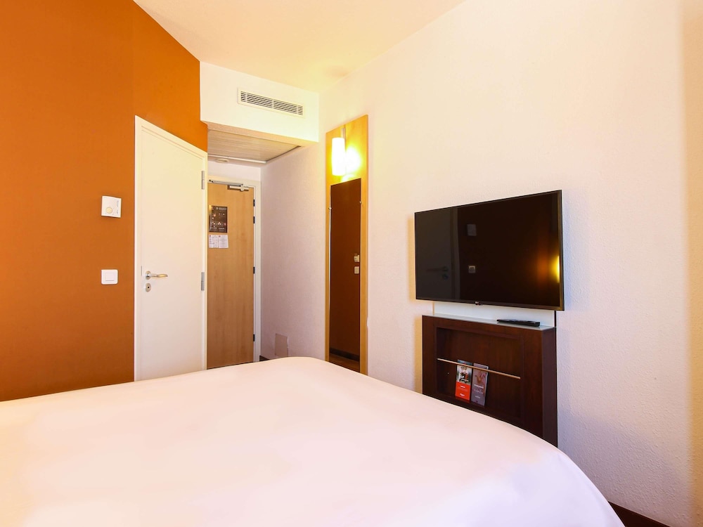 Ibis Tunis 26/70