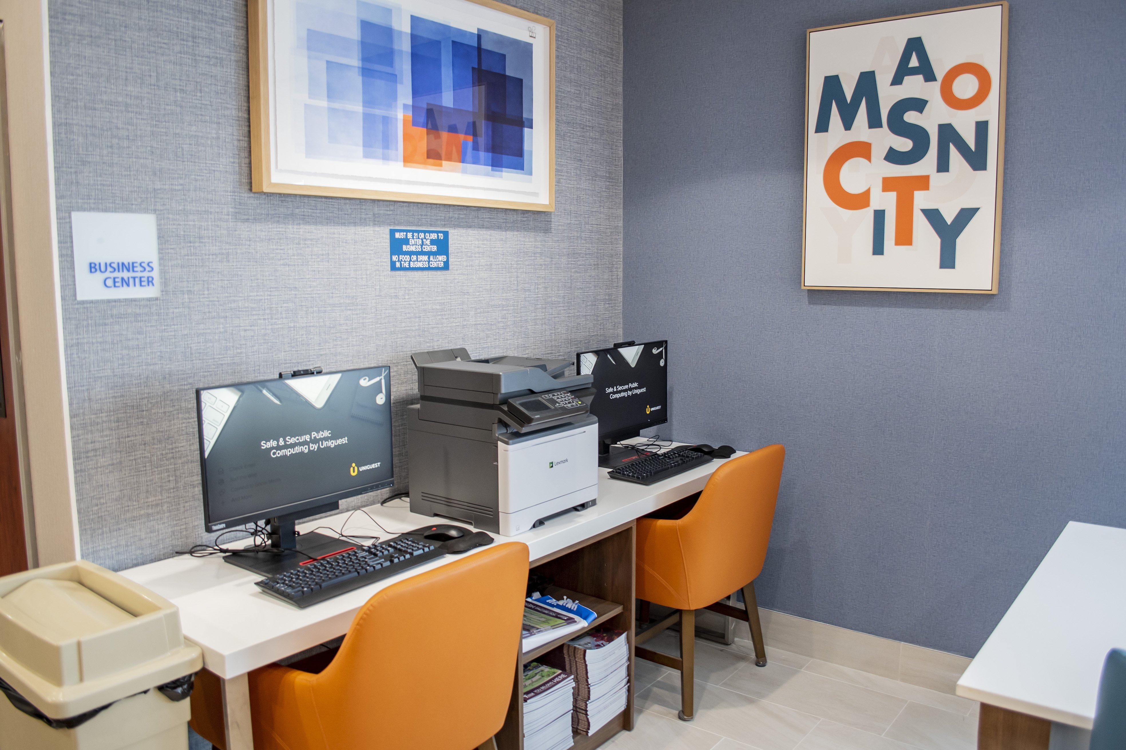 Holiday Inn Express Hotel And Suites Mason City 68/76
