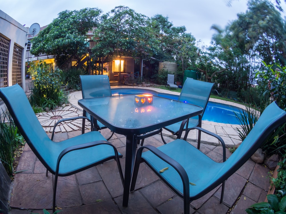 Mackaya Bella Guest House 64/71
