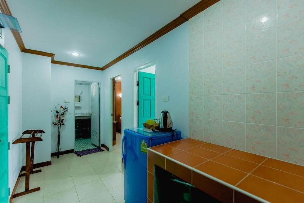 R.K. Guesthouse 13/70