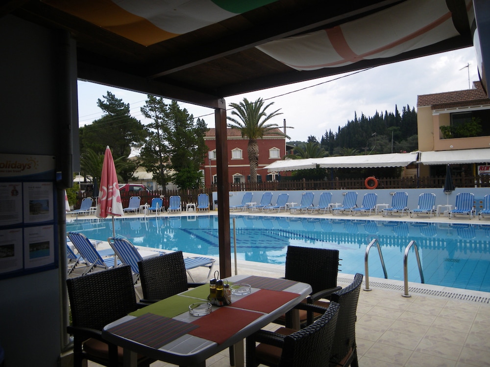 Christakis Hotel 33/50