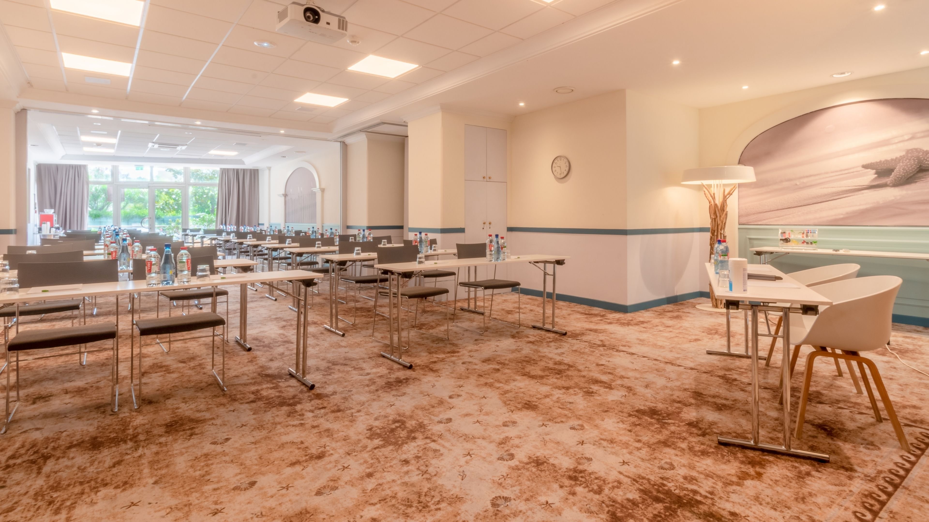 HOLIDAY INN RESORT NICE - PORT SAINT LAURENT 43/50