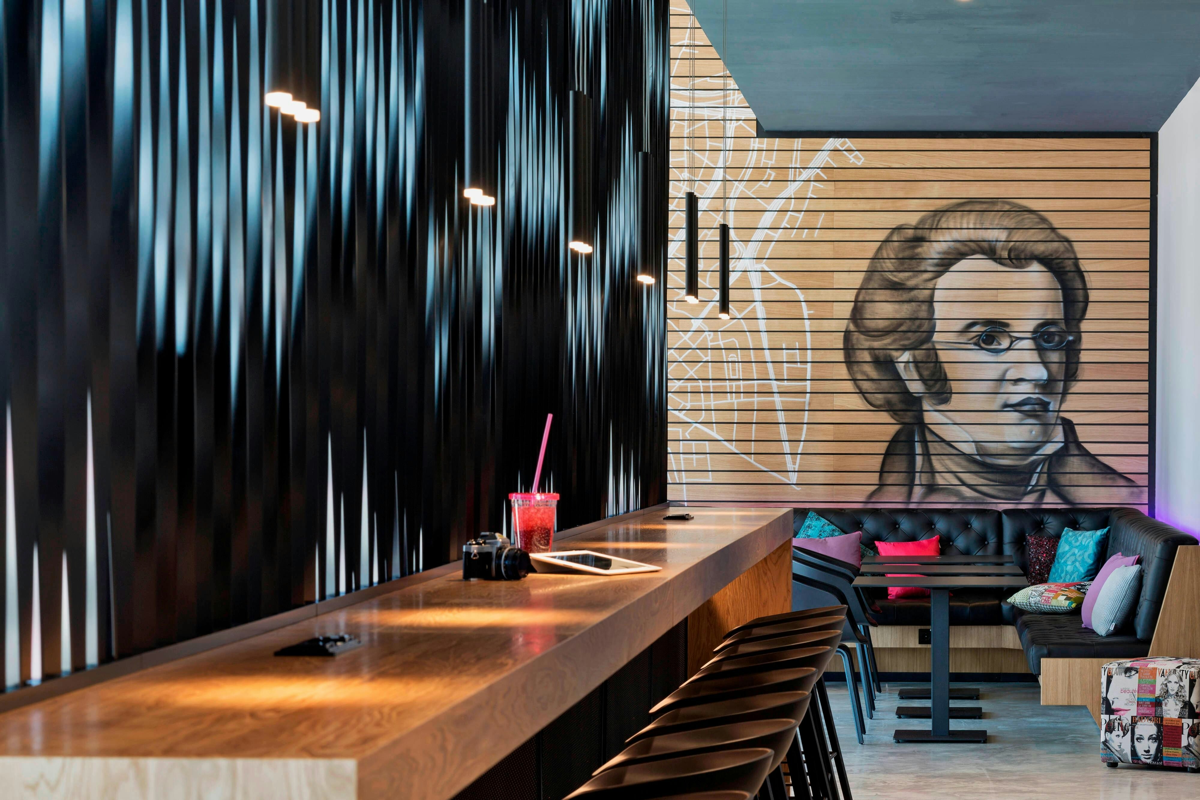 MOXY VIENNA AIRPORT 16/22