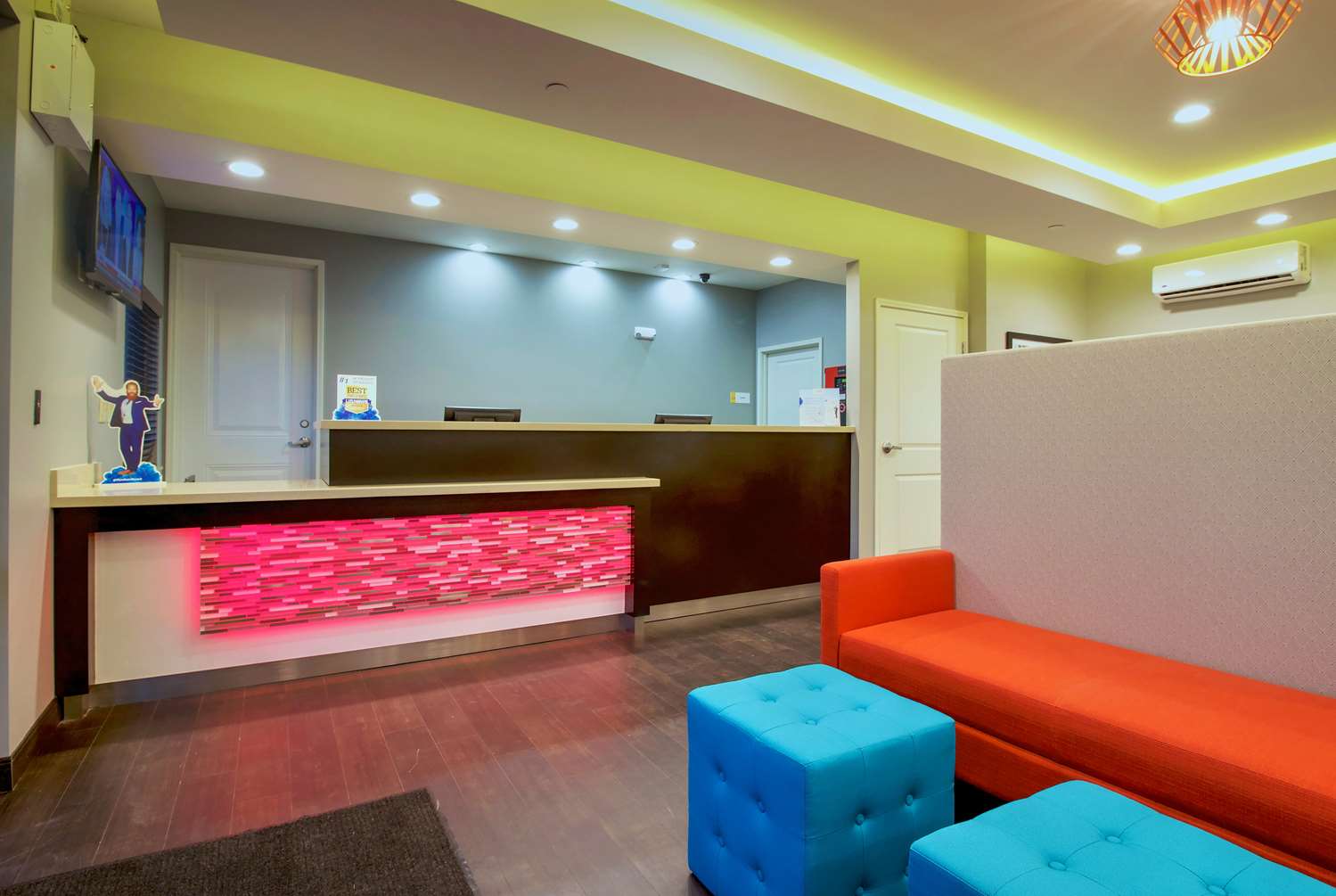 Days Inn & Suites by Wyndham Port Arthur 6/22