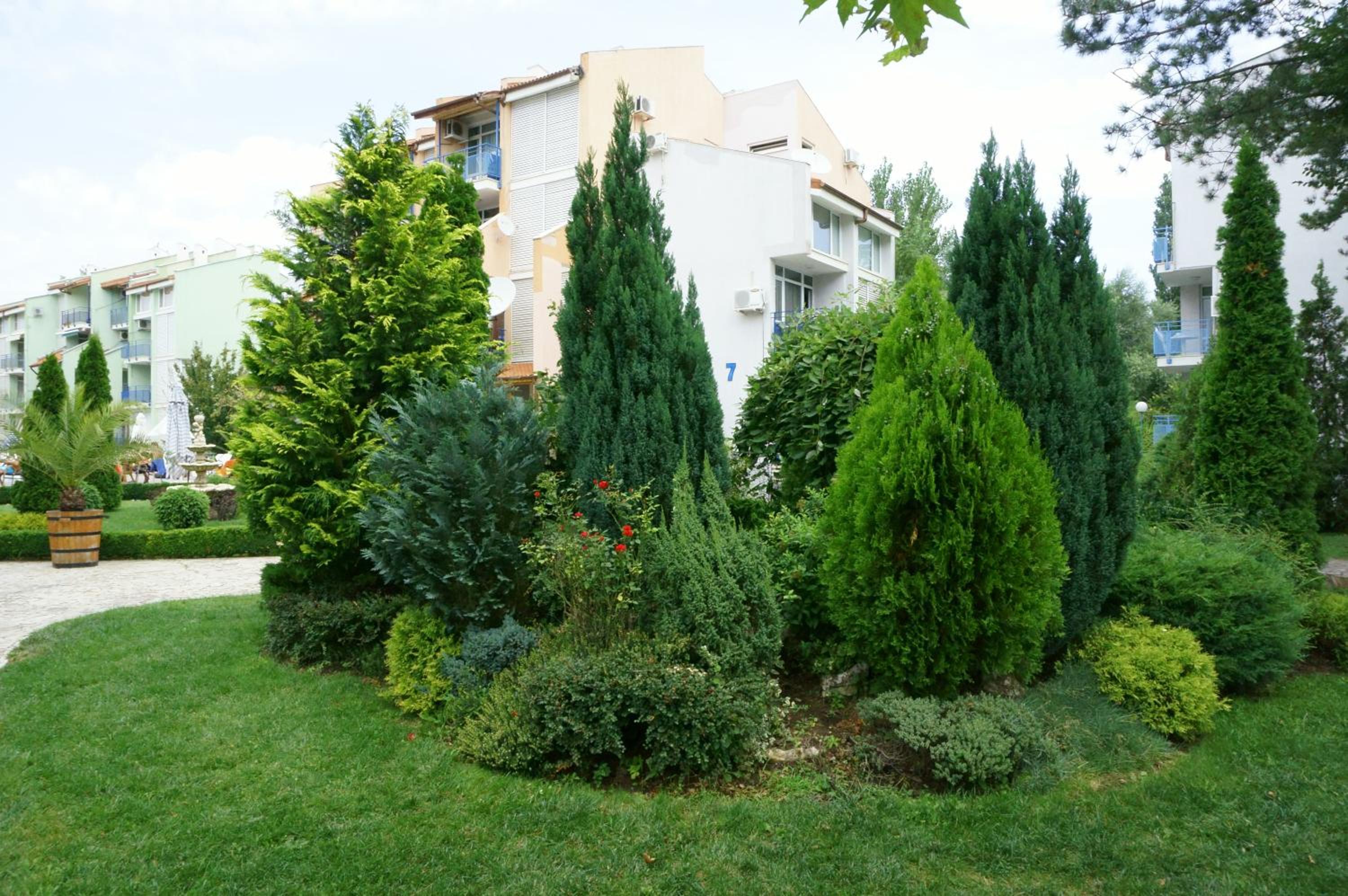 Elite Apartments 51/55