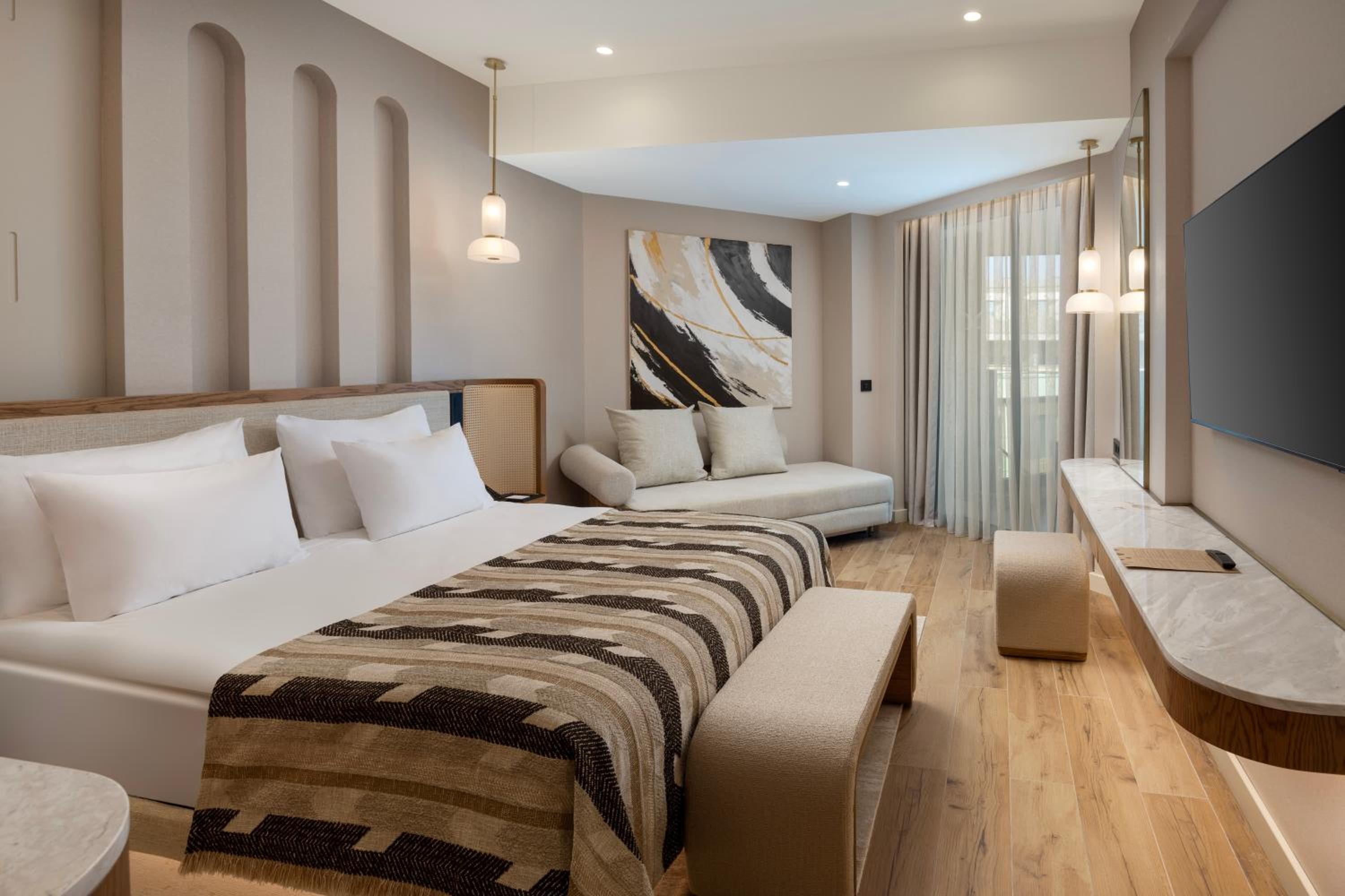 Deluxe, Double Bed, Pool Access