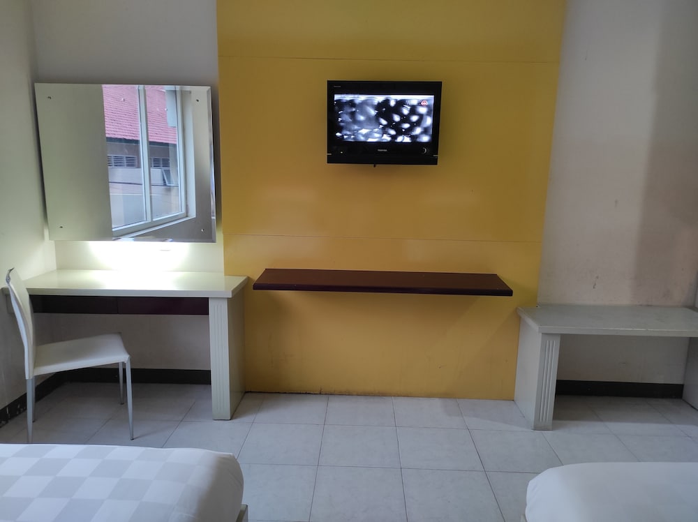 Orlen Hotel 4/27