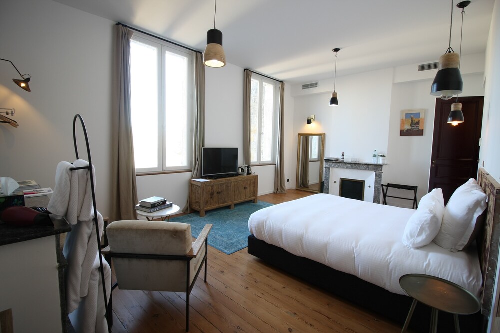 Casa Blanca B&B 17/50