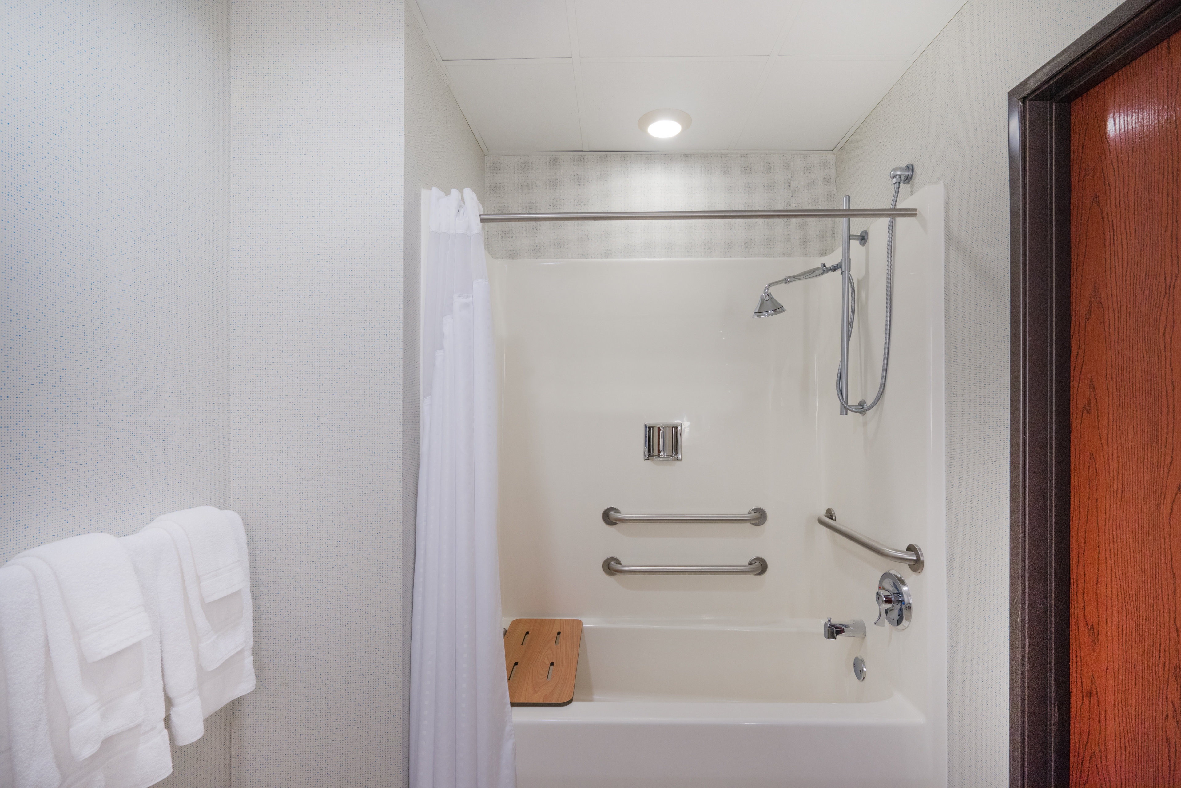 Holiday Inn Express Bloomsburg 72/74