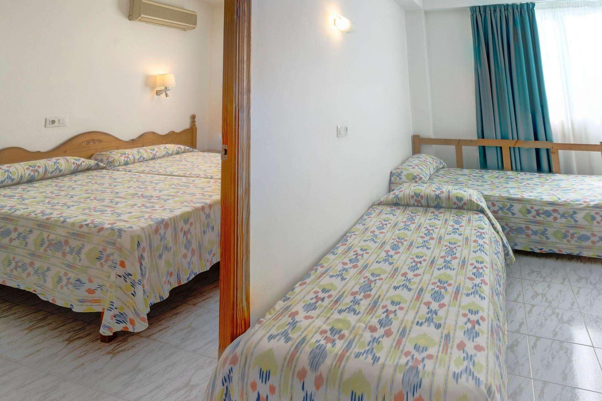 Premium, Double or Twin Bed