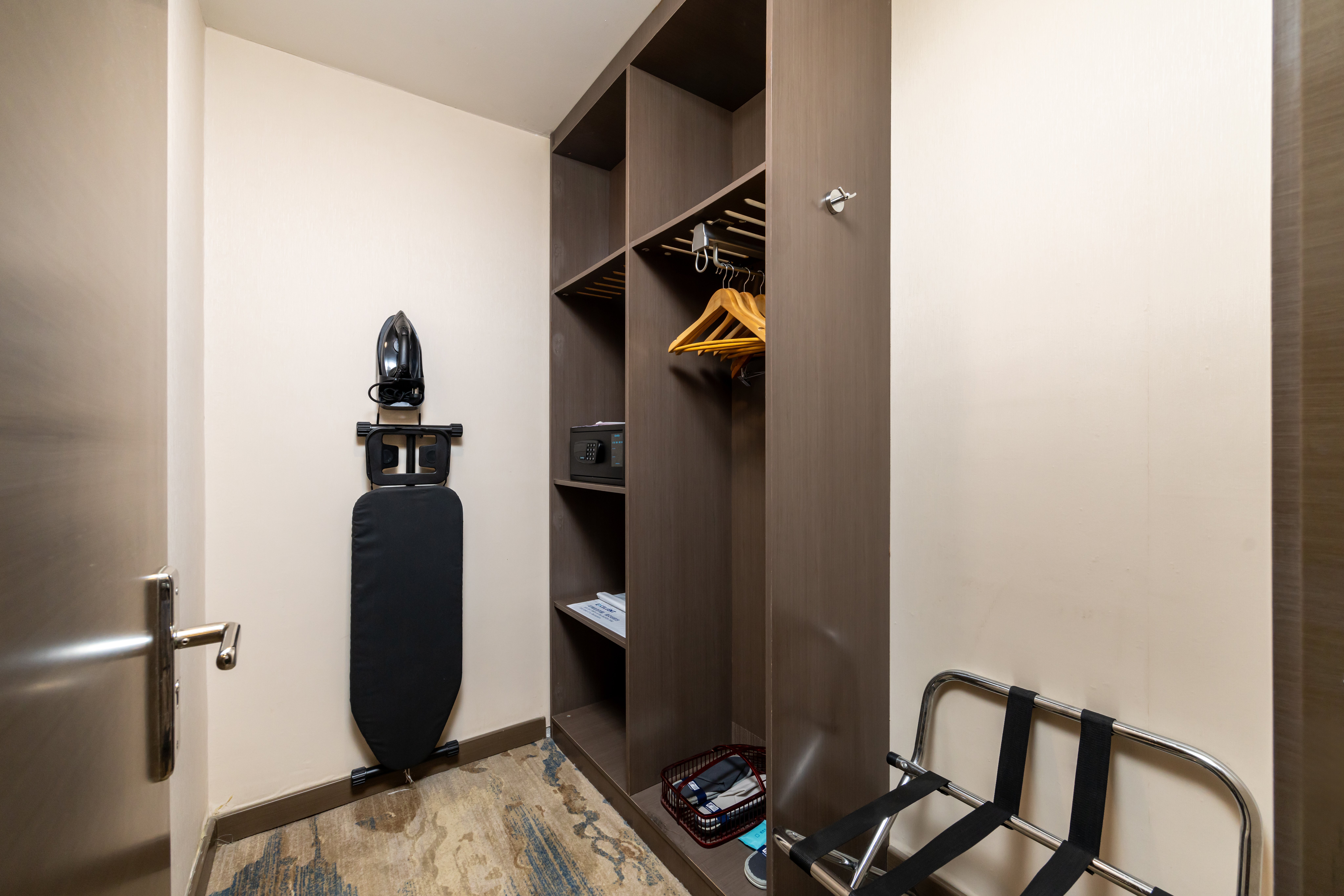 Holiday Inn Express SHENYANG NORTH STATION 16/36
