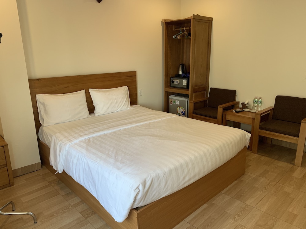 Dragon Airport Hotel 13/49
