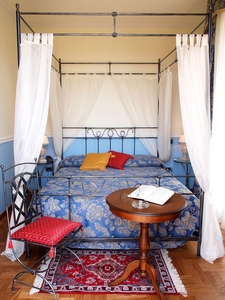 Petit Chateau B&B 25/42