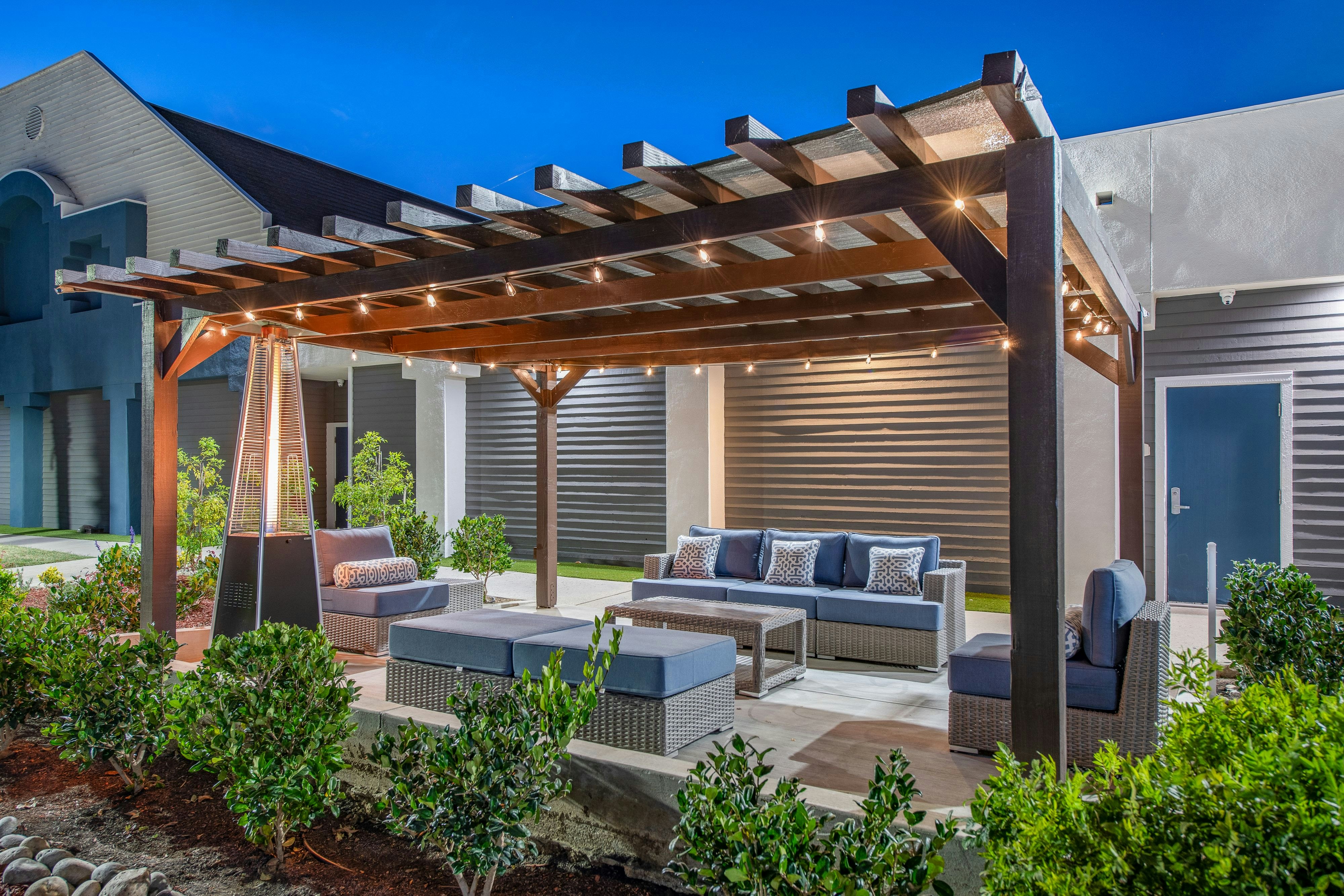 Residence Inn Oxnard River Ridge 8/50