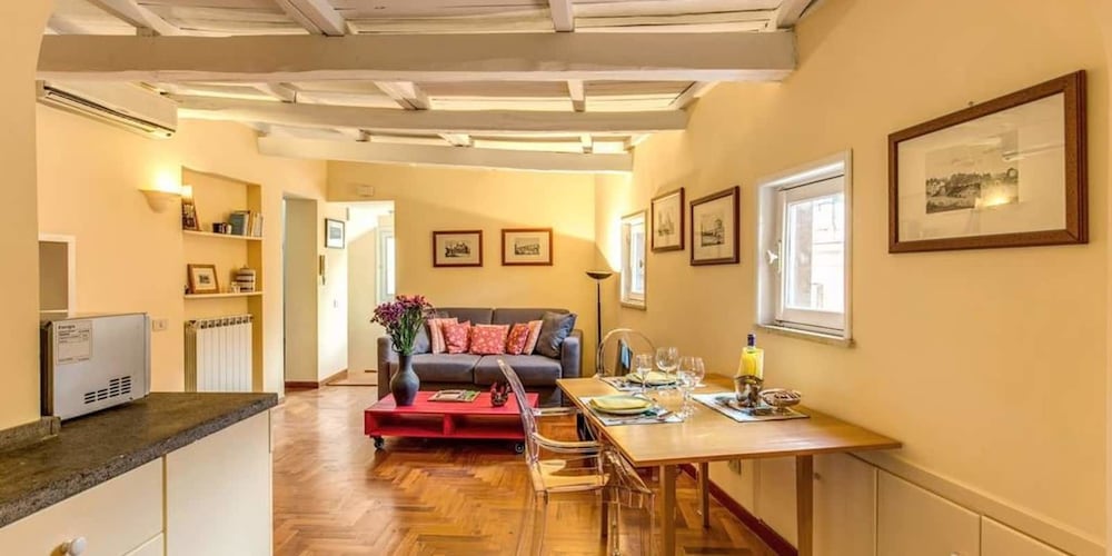 Trastevere Attic with private terrace 10/19