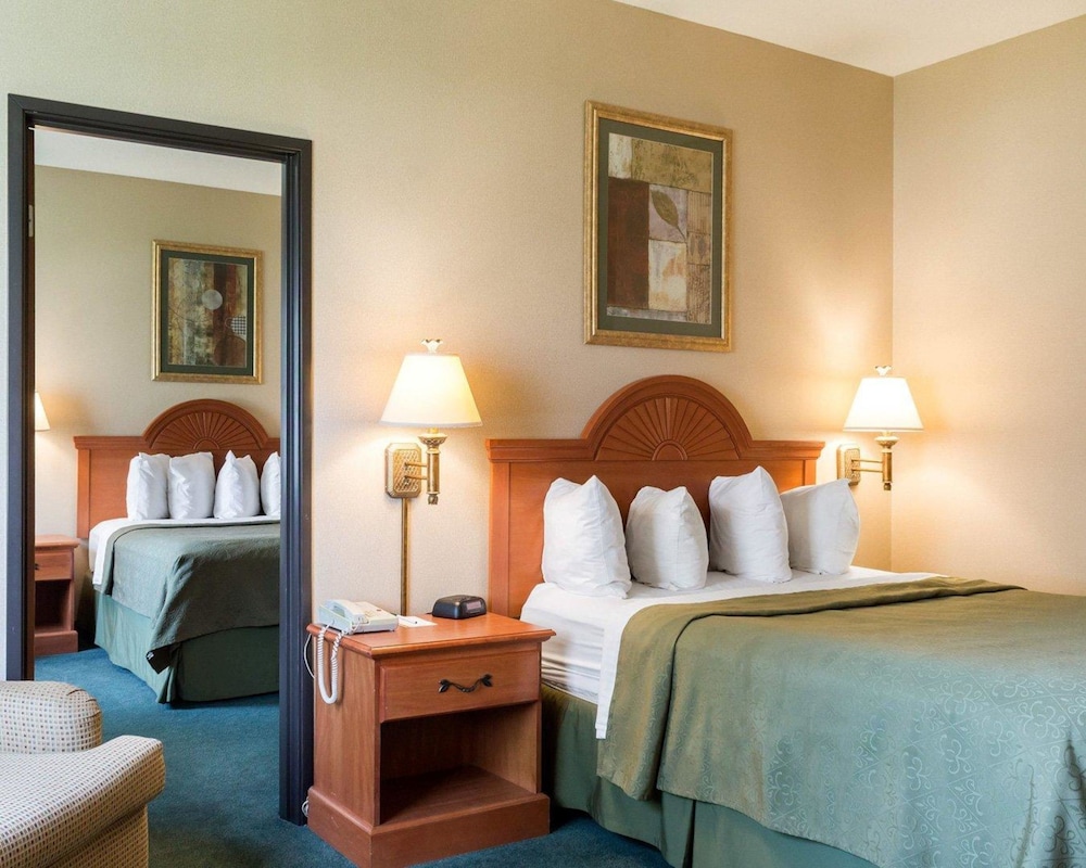 Quality Inn Brookings University 16/38