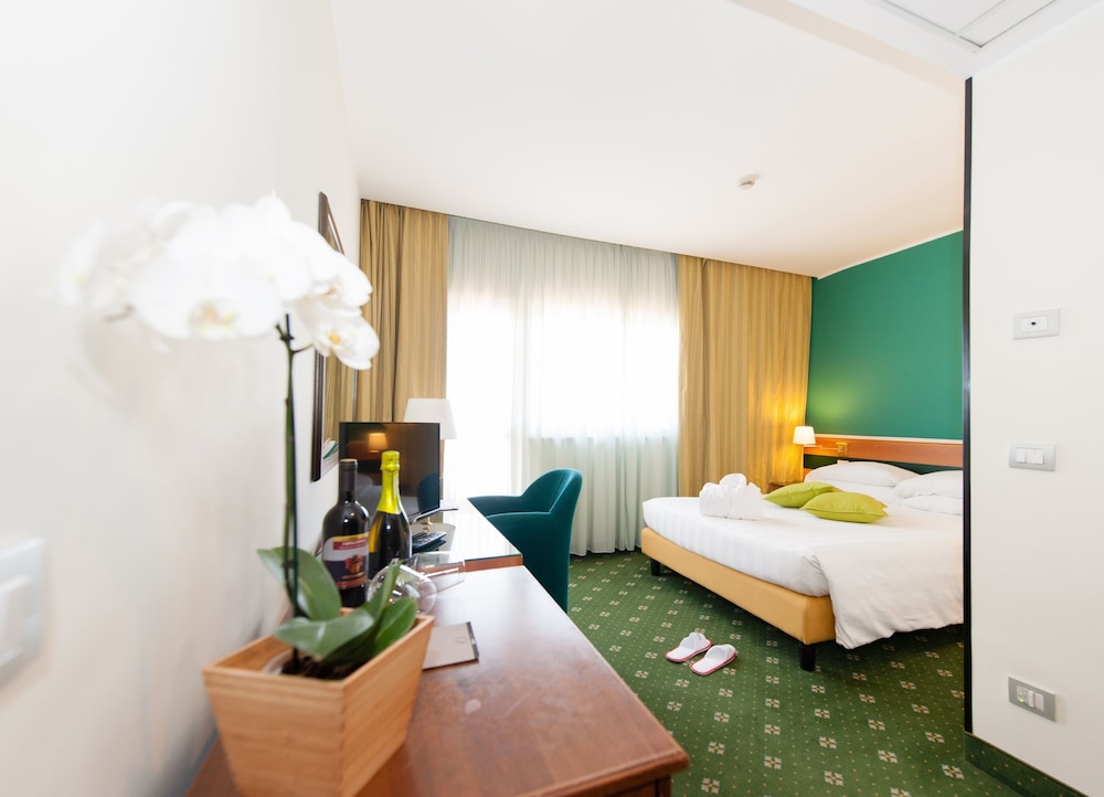 BV Oly Hotel 21/54