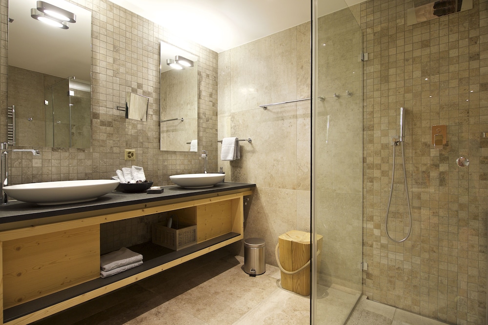 Matterhorn Lodge Hotel and Appartements 49/50