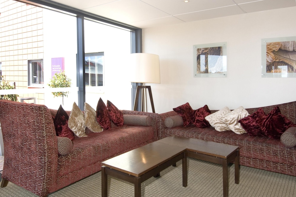 Premier Inn Portsmouth Port Solent 49/69