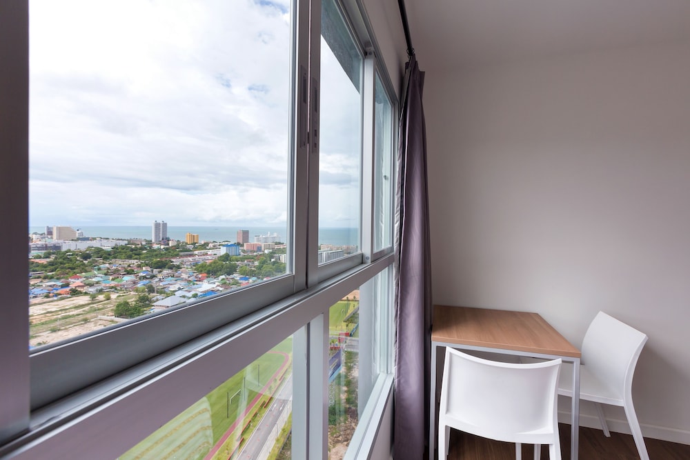 Baan Kiang Fah Hua Hin Condominium By Montri 42/42