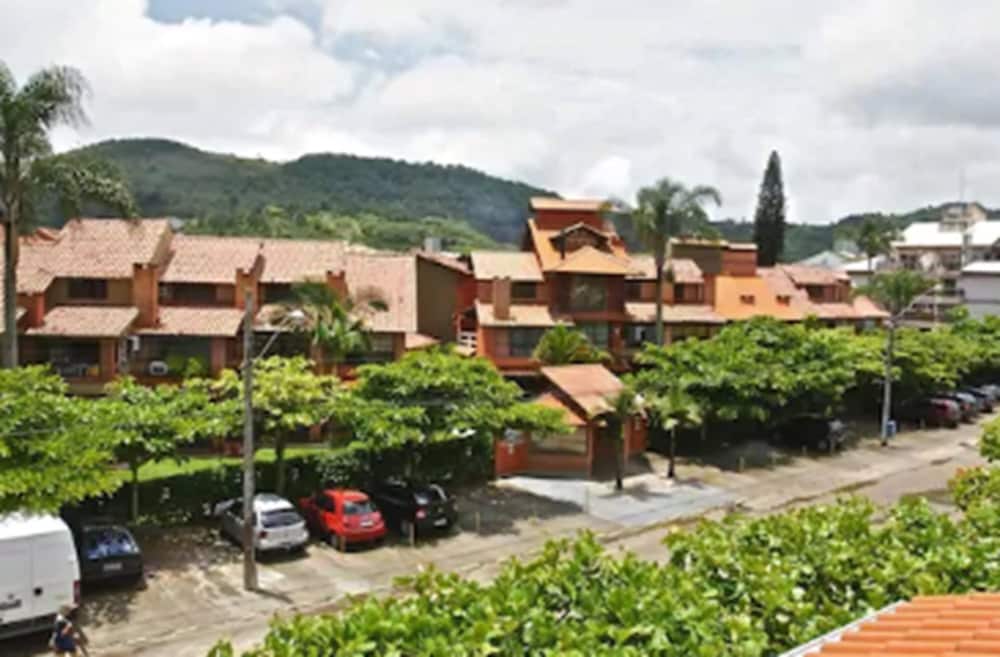 Villas Jurere Residences 7/50
