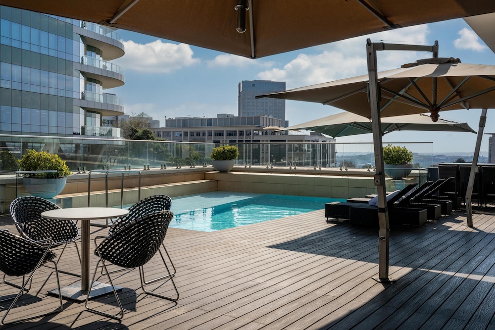 Radisson Blu Gautrain 76/79