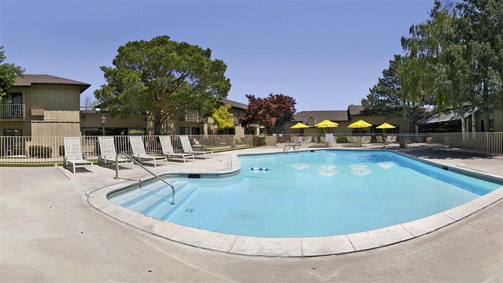Red Lion Hotel Twin Falls 32/35