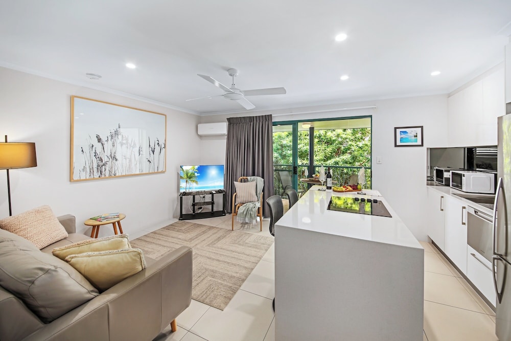Chez Noosa Resort Motel 19/48