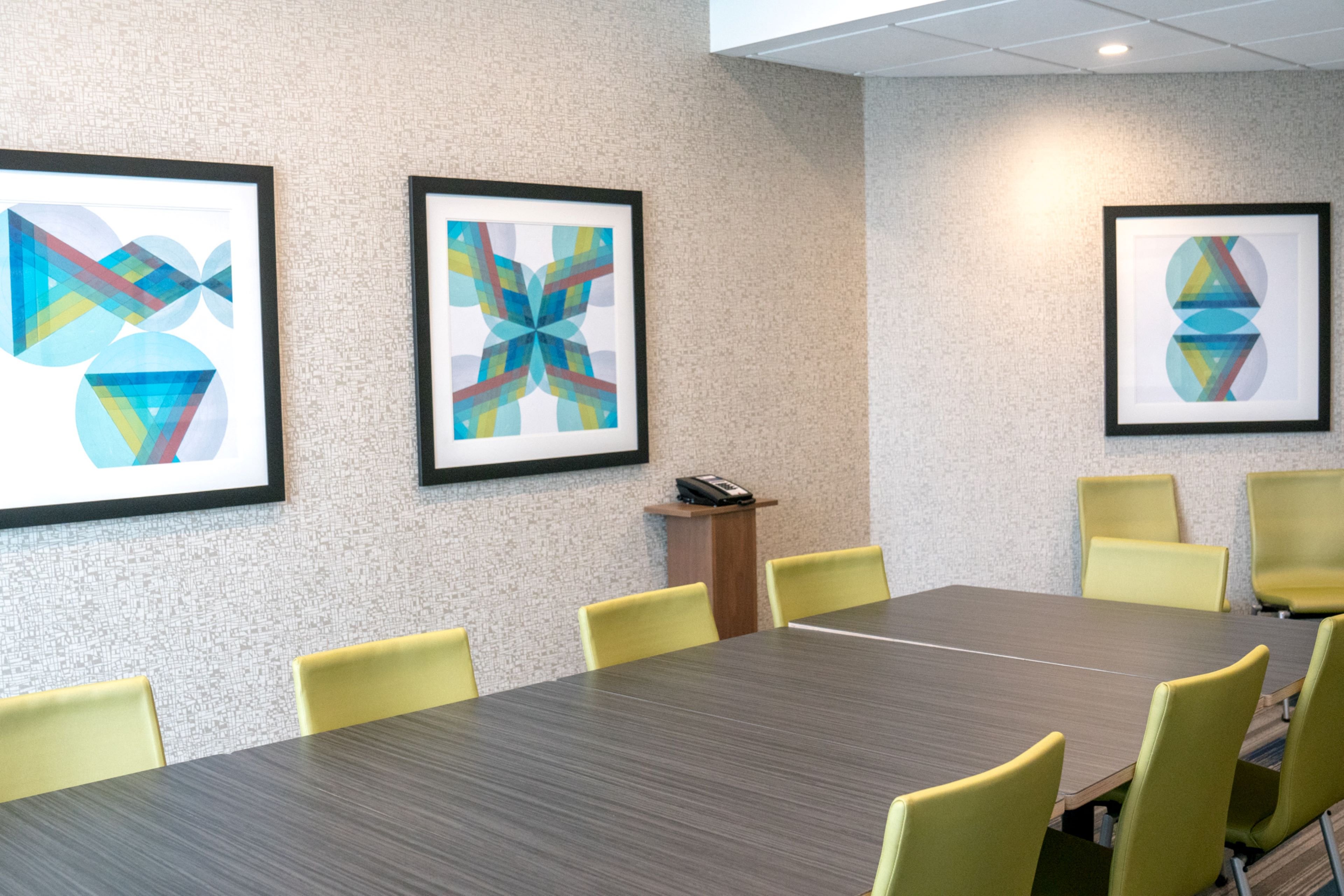 Holiday Inn Express And Suites Brandon 61/74