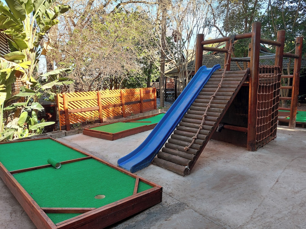 KNYSNA RIVER CLUB - KNYSNA 31/76