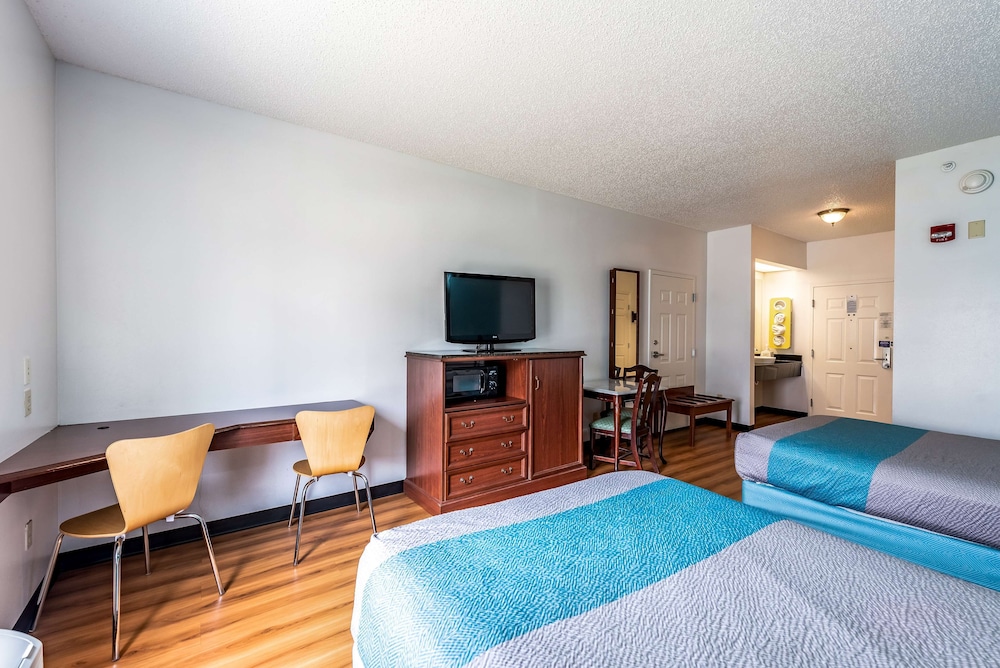 Motel6 Shreveport, LA 15/32
